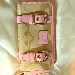 Classic Coach Wallet